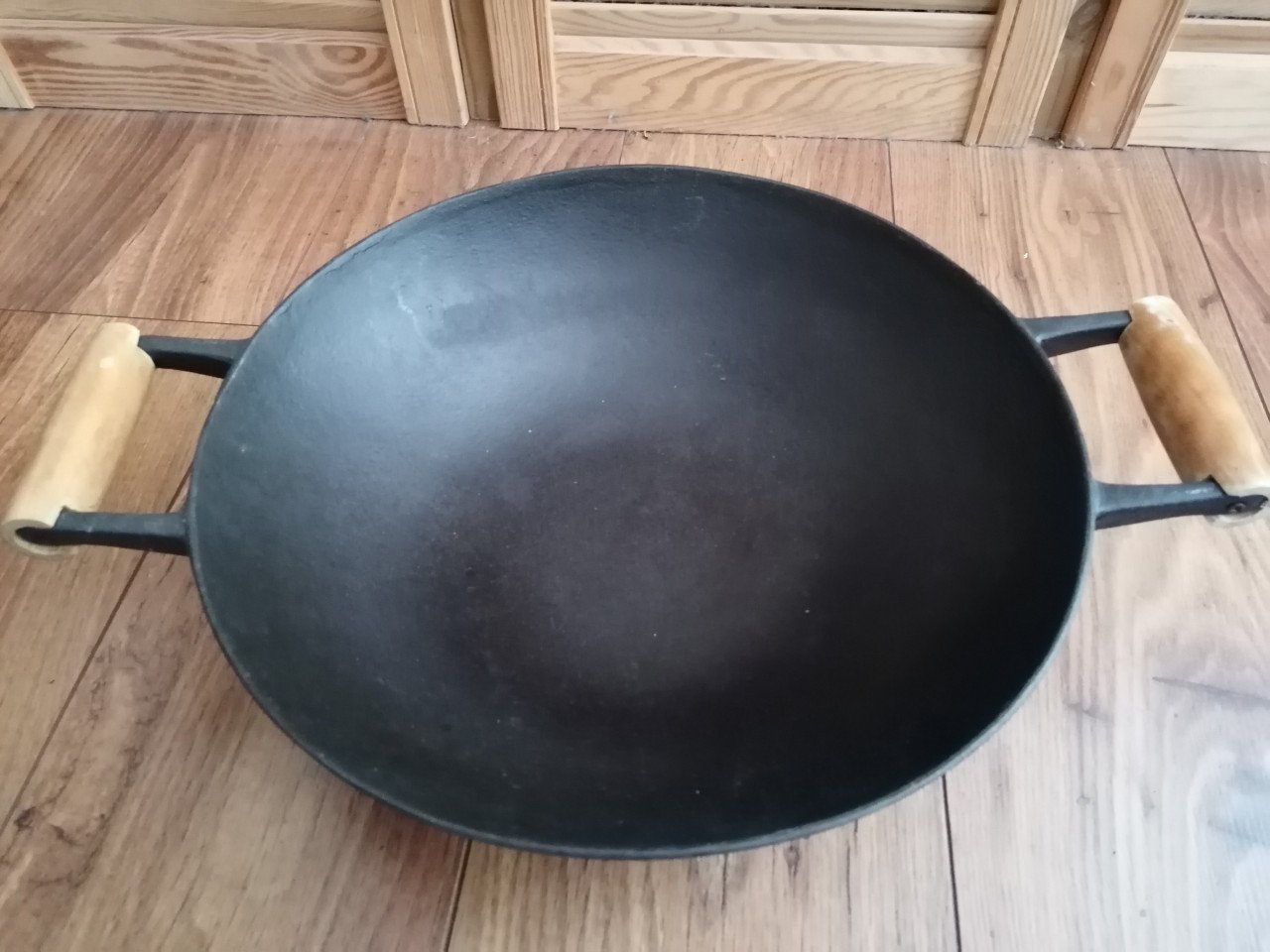 Gietijzeren wok (gereserveerd)