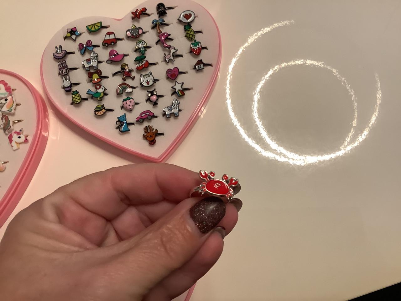 Partij super leuke kinder ringen. (Partij 38)