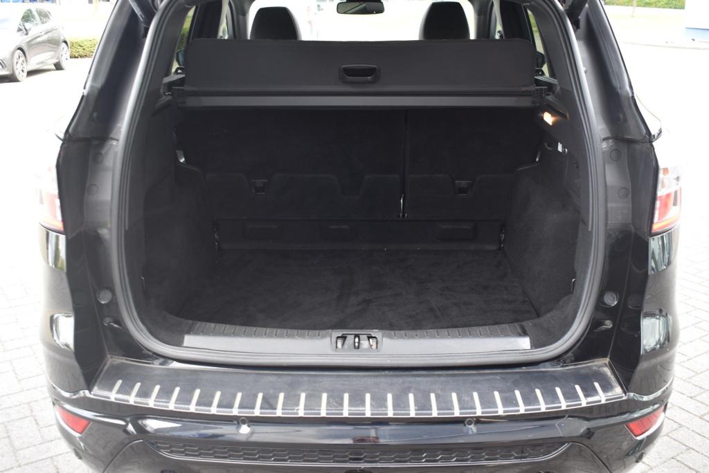 Ford Kuga 1.5 ecoboost st line | automaat | panoramadak | climate control |