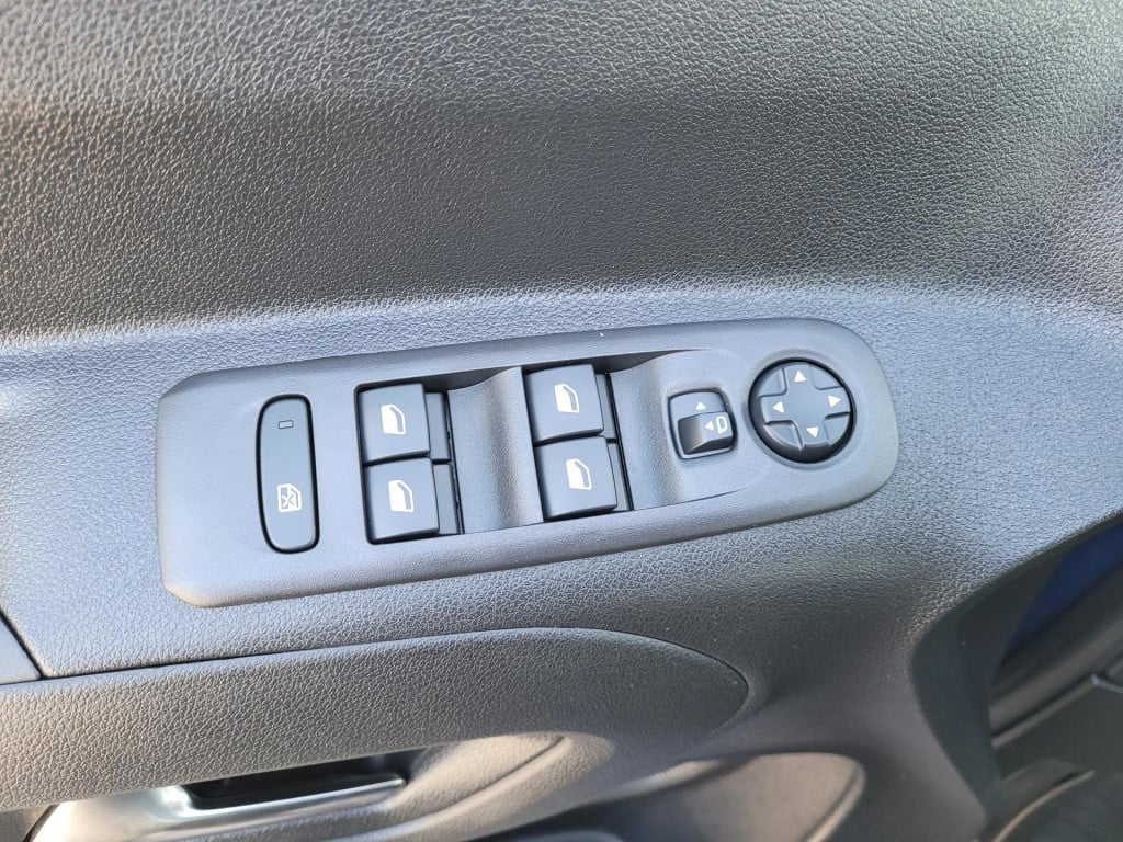 Opel Combo 1.2 turbo l2h1 edition l2 rolstoelauto