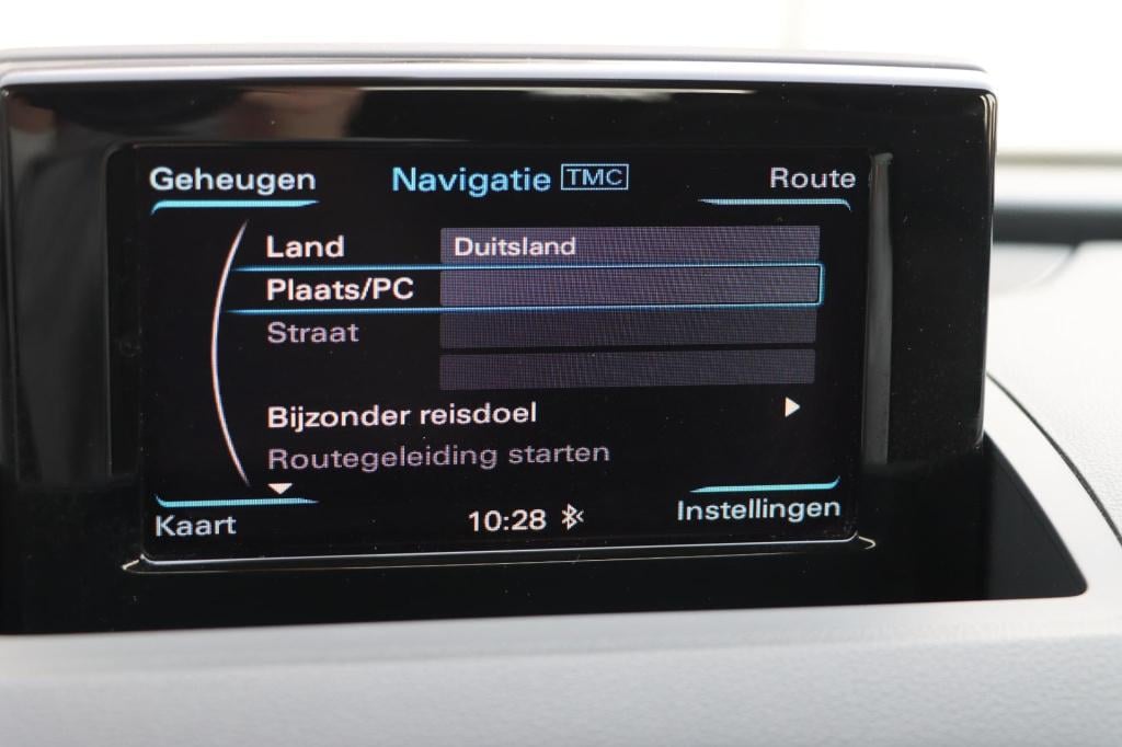 Audi Q3 1.4 tfsi pro line | navi | sensoren | cruise control