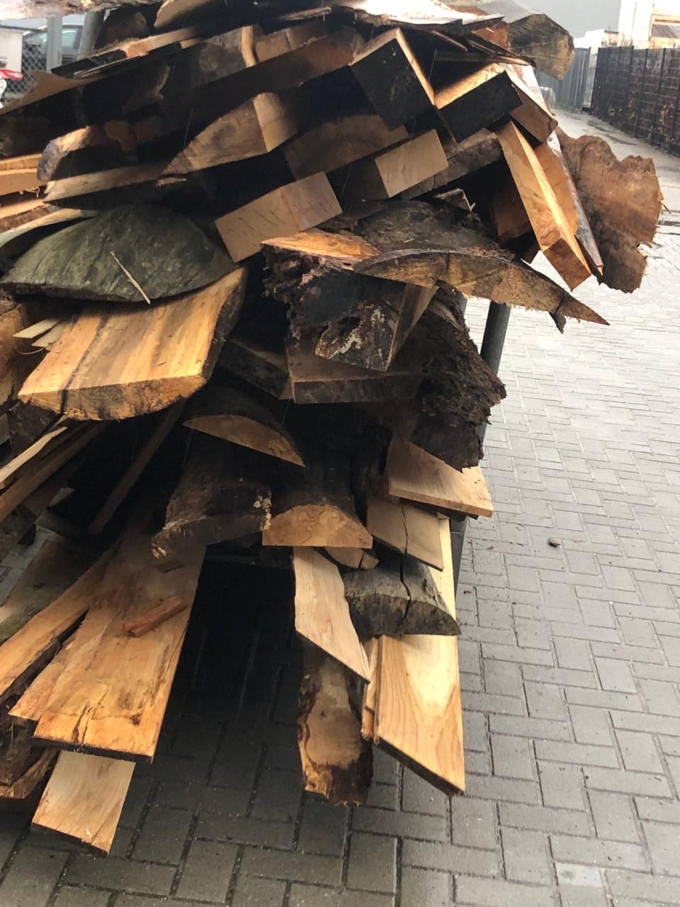 Bok kachelhout ong    3 m3 voor 25 euro, koffie gratis