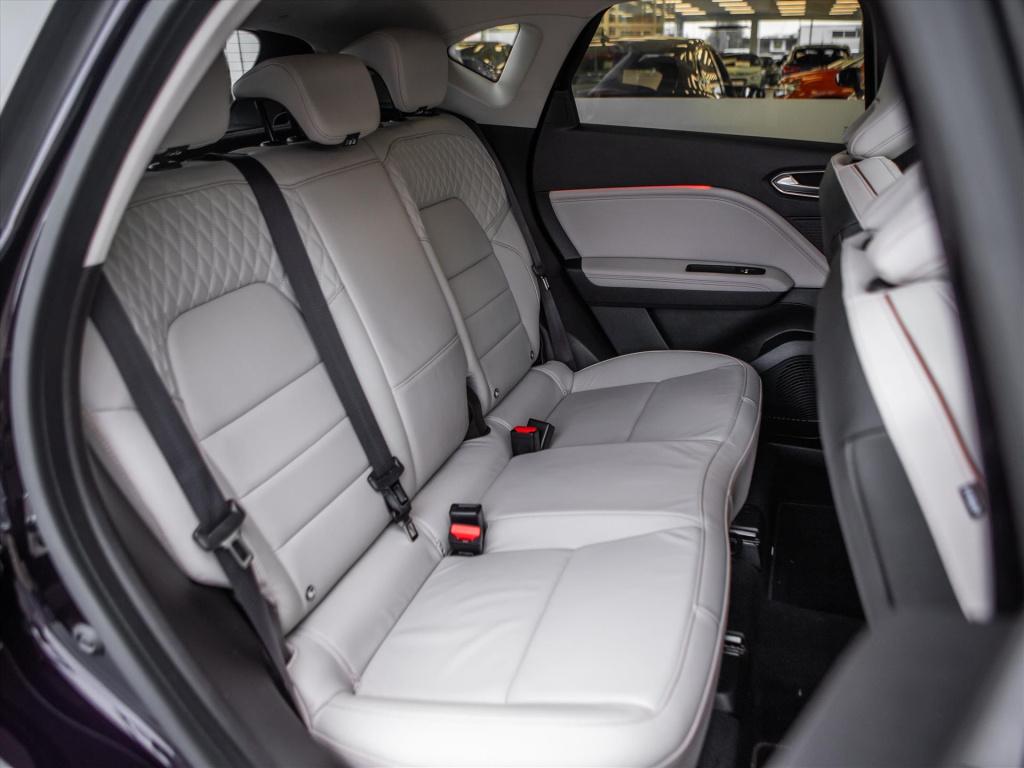 Renault Captur tce 155pk initiale paris automaat | bose | leder | panoramad