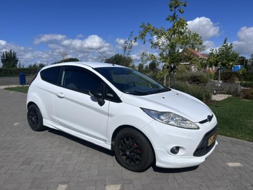 Ford Fiesta Sport 1.6.