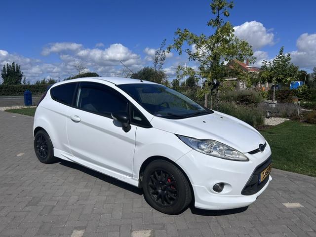 Ford Fiesta Sport 1.6.