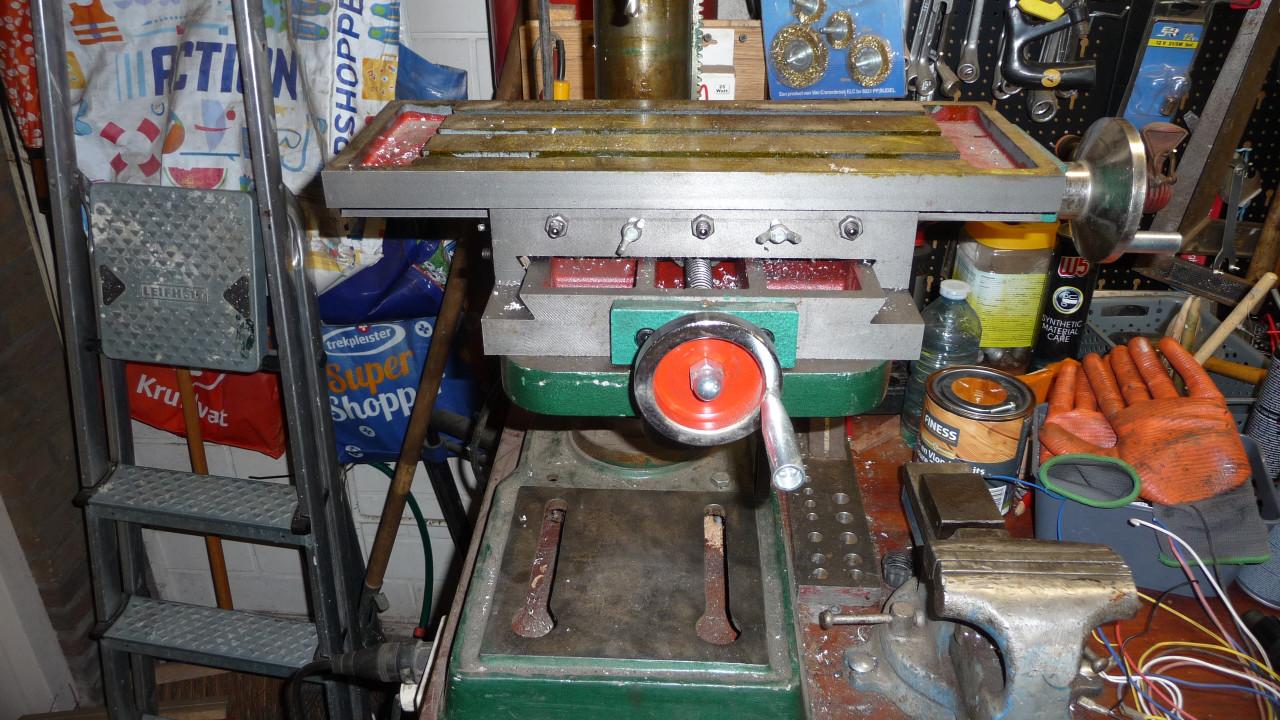 TE KOOP METAALFREES BANK merk HUVEMA