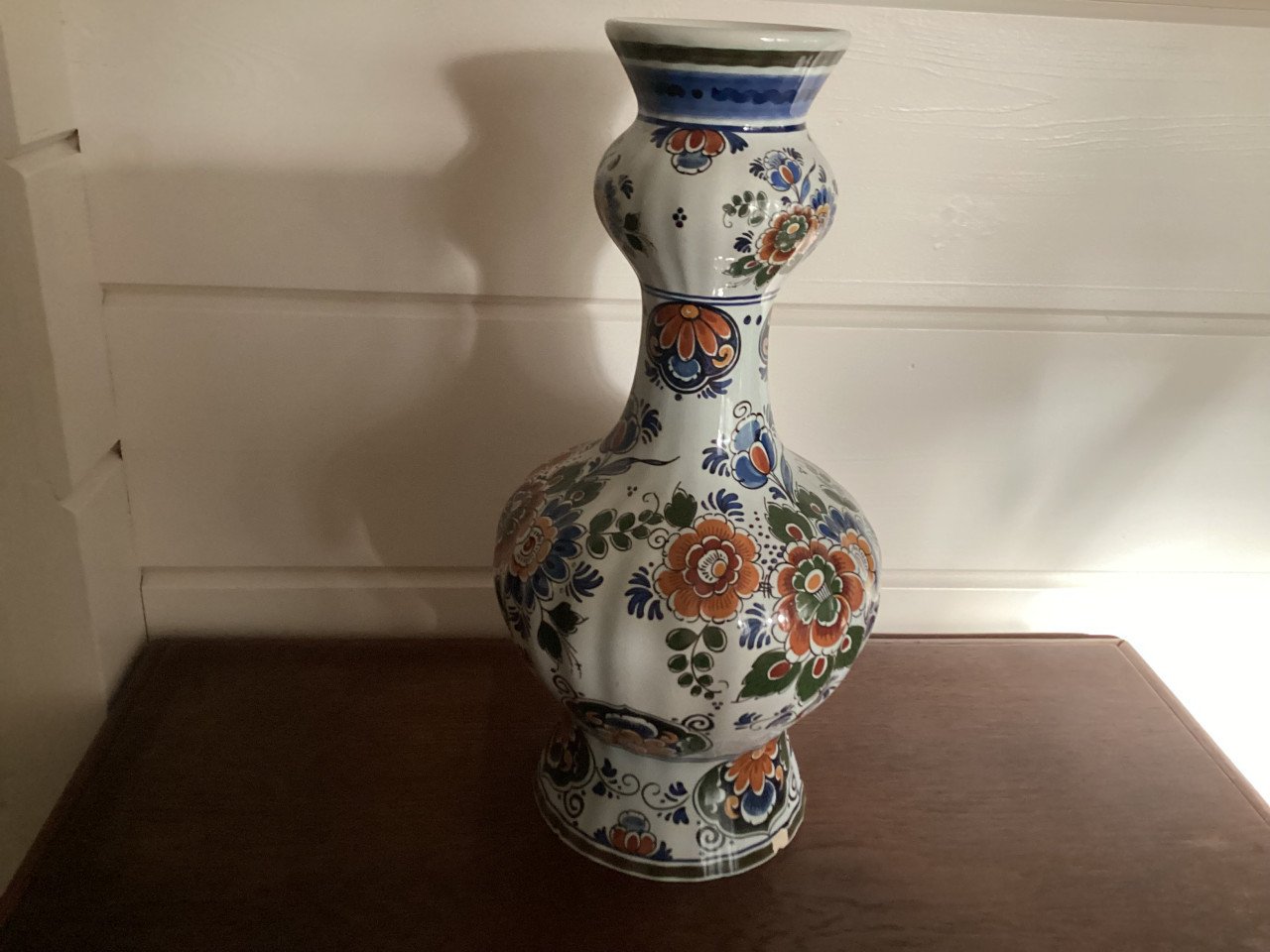 Delft polychroom vaas