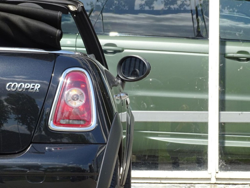 Mini Cooper Cabrio mini 1.6 pepper airco | cruise | stoelverwarming | 17"