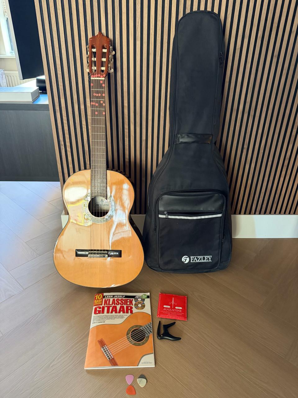 Artesano Estudiante C-4/4 Klassieke Gitaar + Tas & Accessoires!