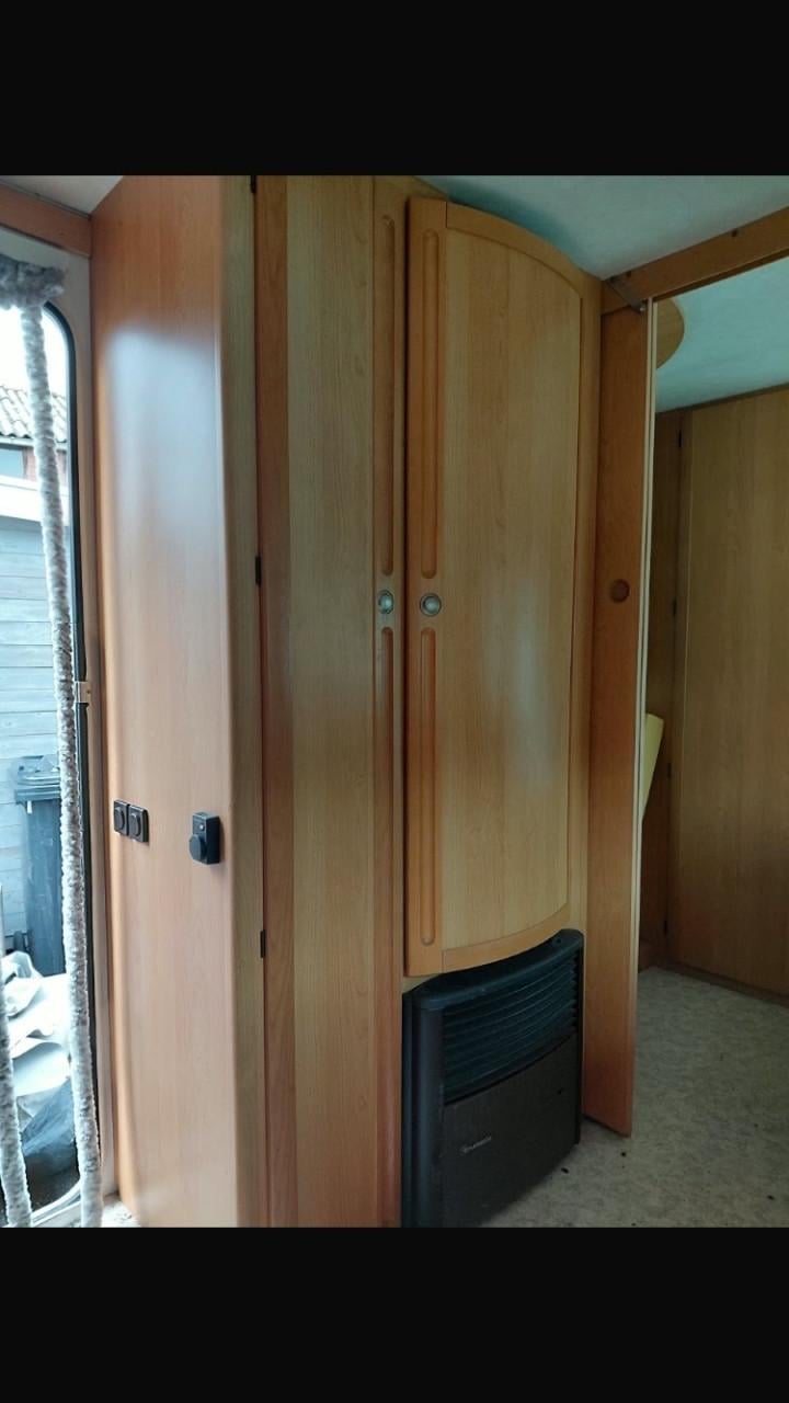 Adria 5206.