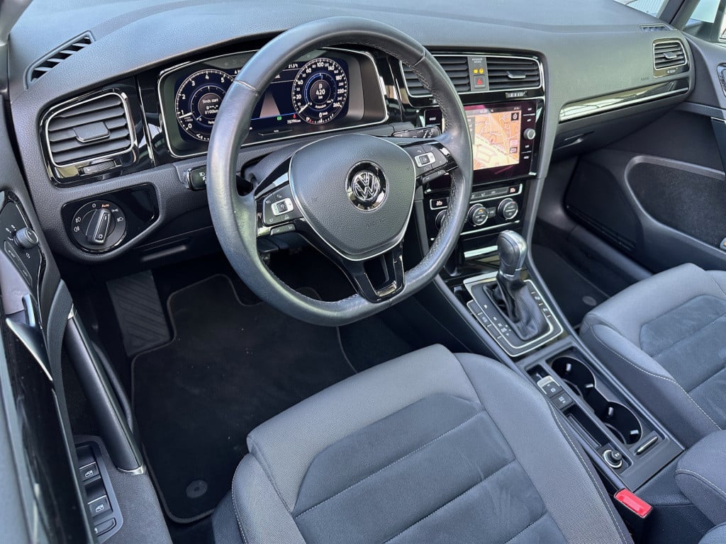 Volkswagen Golf 1.5 tsi 150pk dsg highline | panoramadak | virtual cockpit 