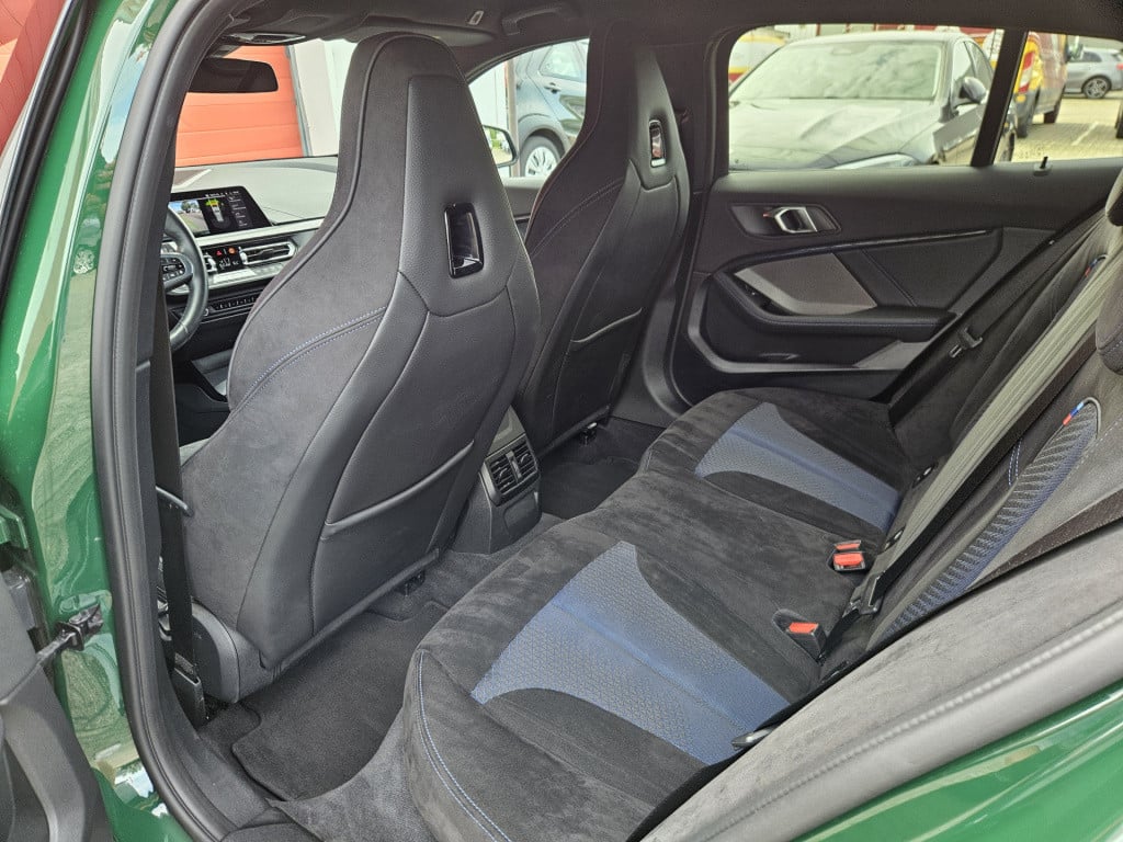 BMW 1 Serie m135i xdrive m-sport pro | irish green