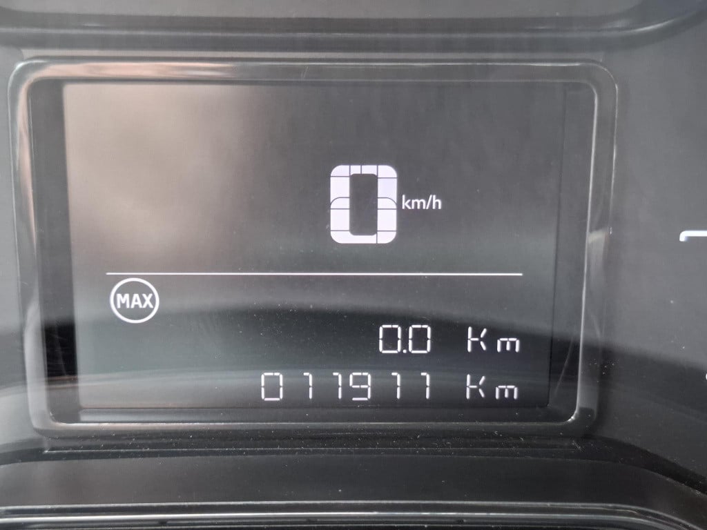 Citroen C3 1.2 feel 82 pk nav/clima/park