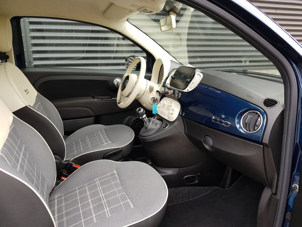 Fiat 500 hybrid lounge
