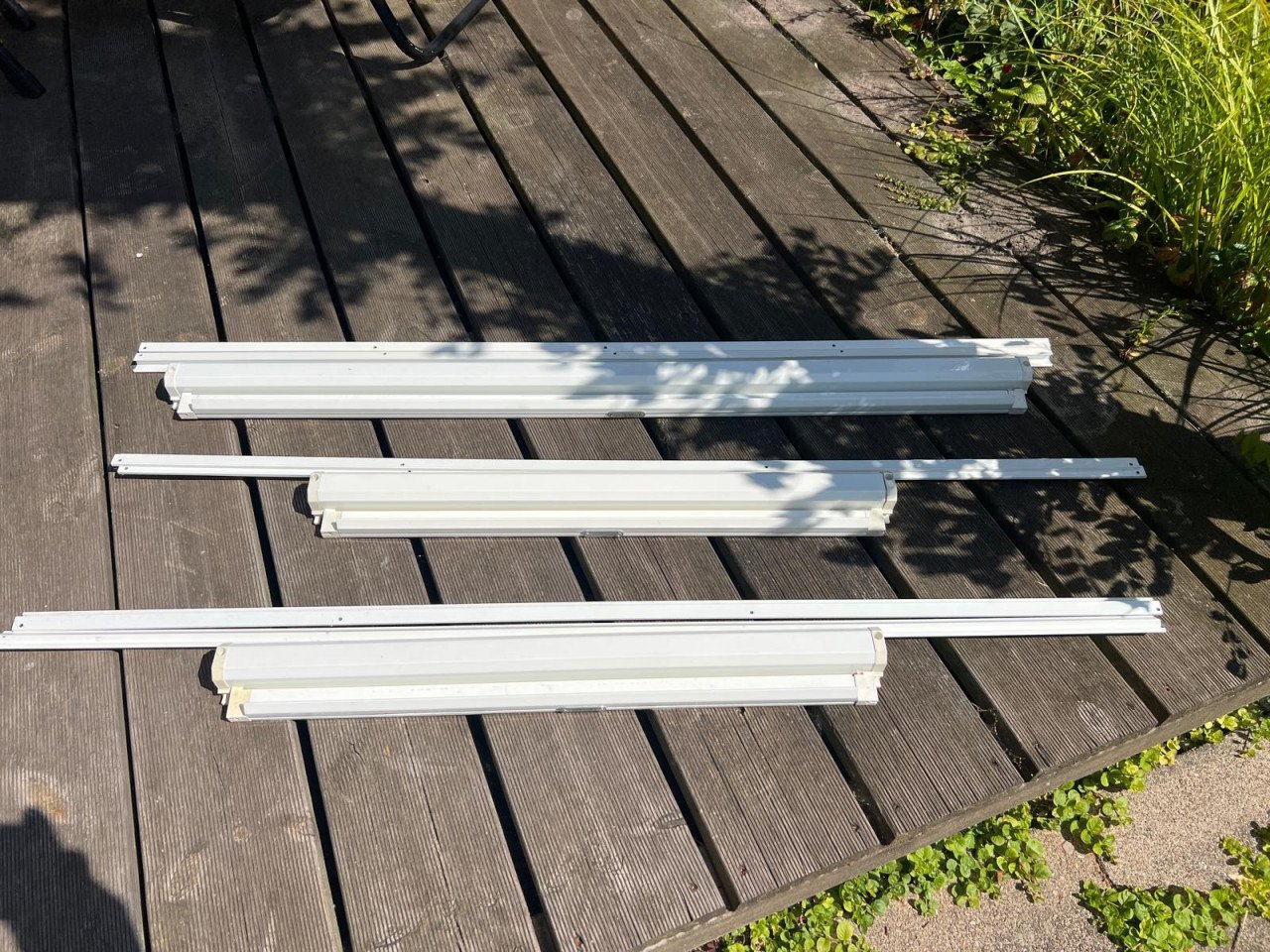 Raamhor cassette 3 stuks wit, €30,- per stuk!