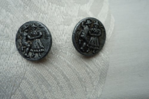 3 unieke tiroler vintage knopen á 1,50e