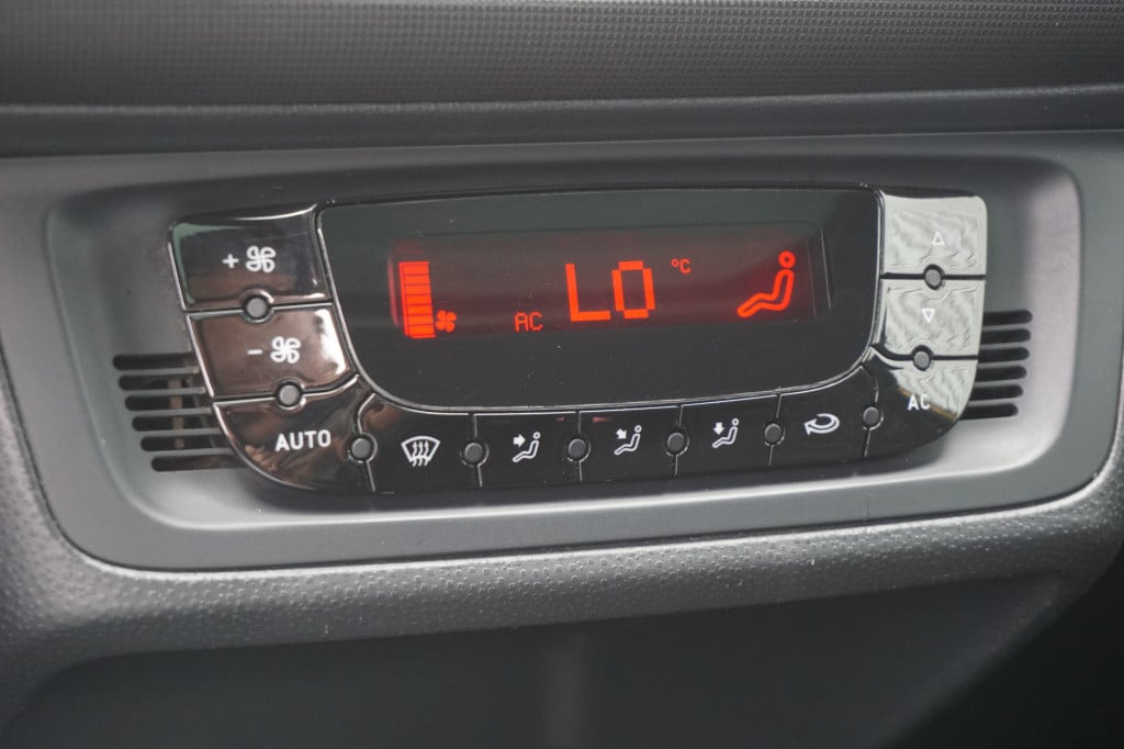 Seat Ibiza sc 1.4 tsi cupra automaat - climate / navi / carplay / pano / ca