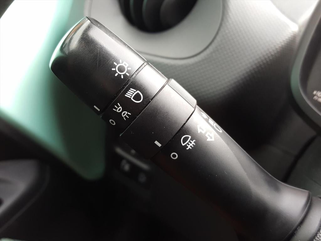 Citroen C1 1.0 vti 72pk s&s 5d feel airco | bluetooth bellen & muziekstream