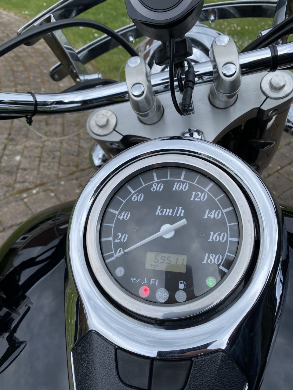 Suzuki c800 intruder