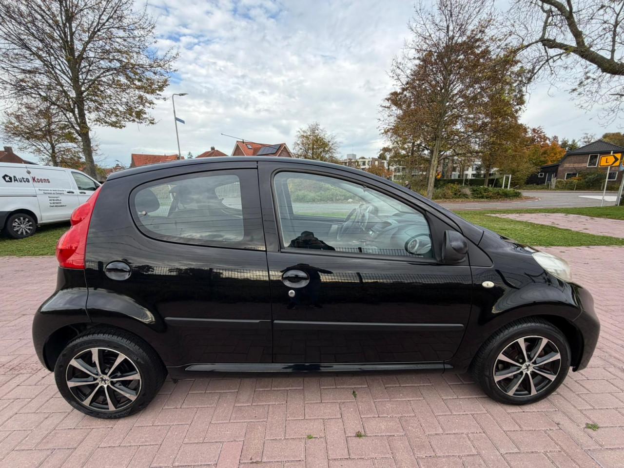Peugeot 107 1.0-12V XS|NL AUTO | 140.000KM N.A.P | APK10/26