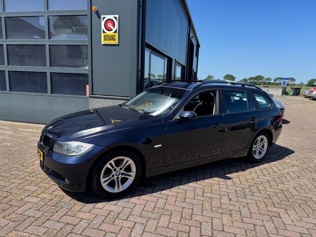 BMW 3-serie 318i business line