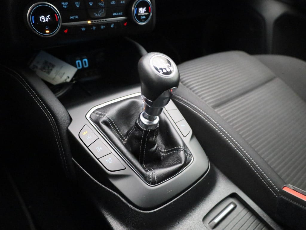 Ford Focus 1.0 ecoboost titanium x business | climate control | adpatieve c