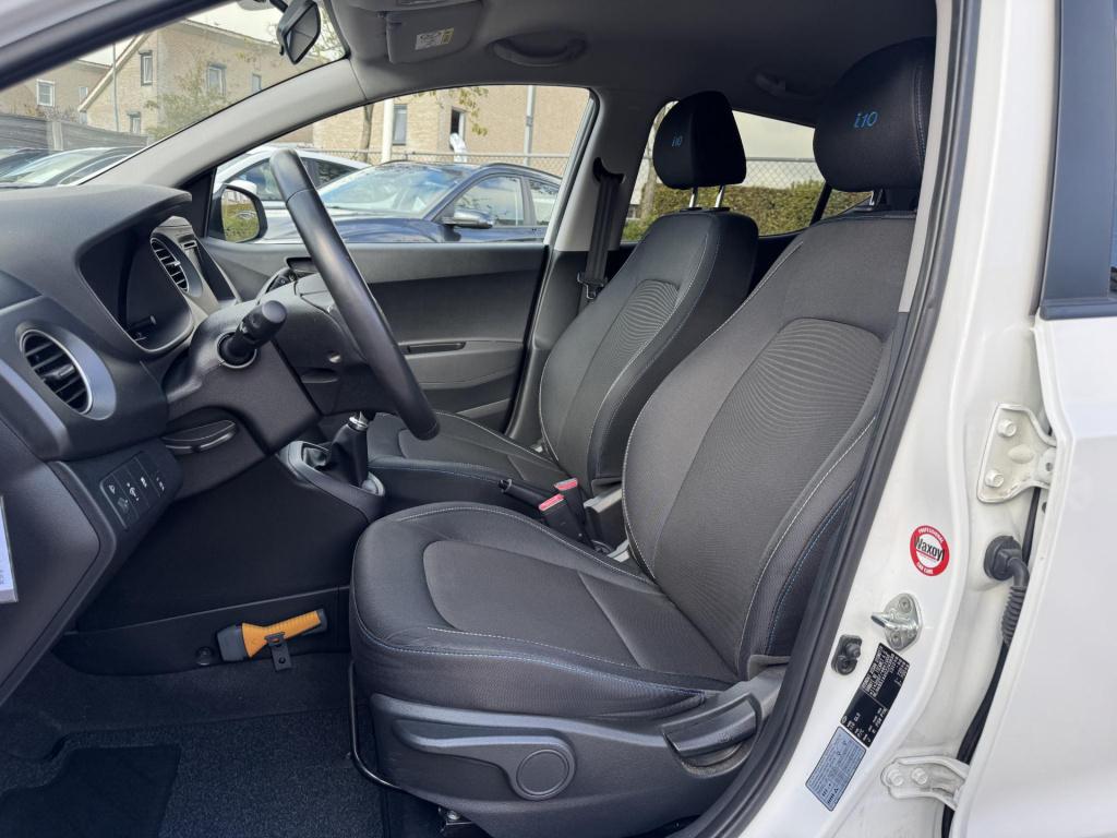 Hyundai I 10 1.0i i-motion go! 2016