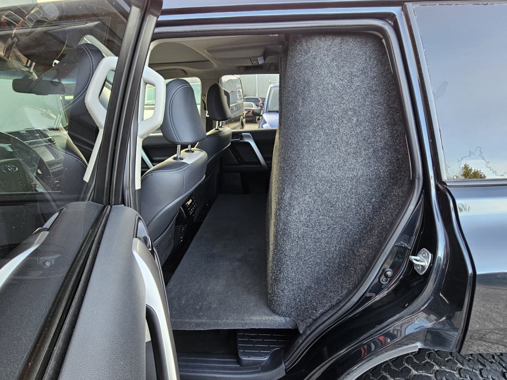 Toyota Land Cruiser 3.0 d-4d-f lx | super bijtelling! | grijs kenteken