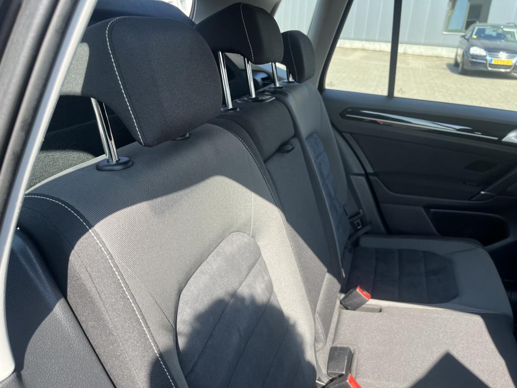 Volkswagen Golf Sportsvan 1.2 tsi highline nl auto