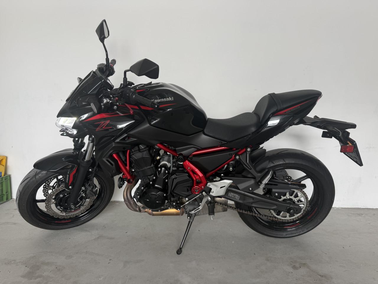 Kawasaki Z650 te koop!