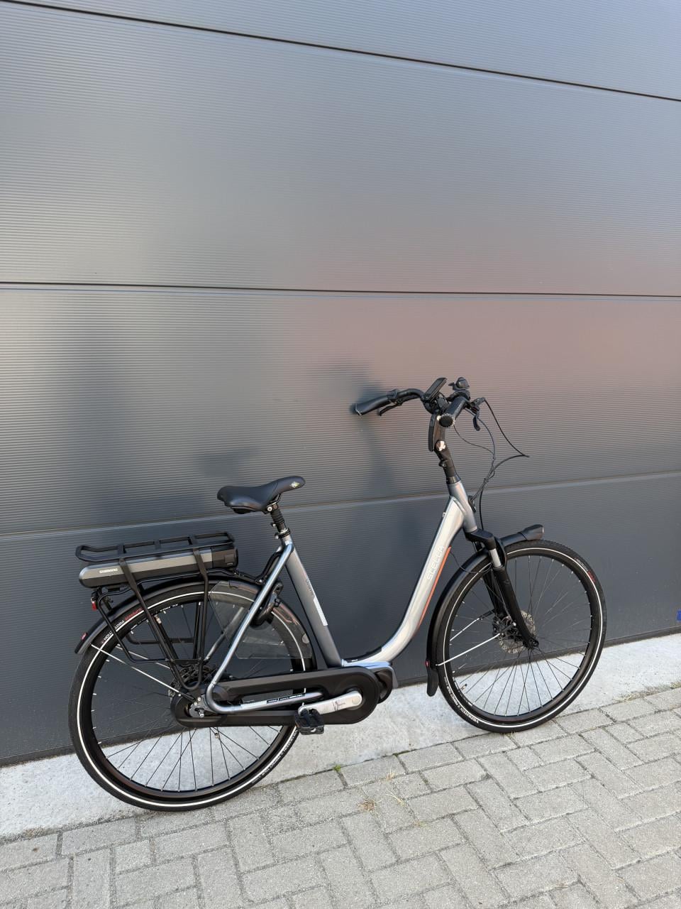 Stella Livorno middenmoter elektrische fiets 500WH
