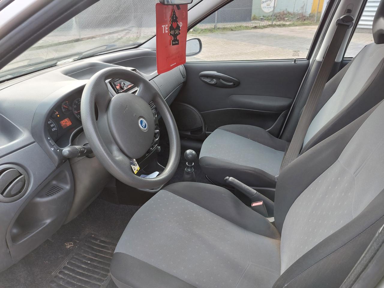 Fiat punto bj 2006 1250 euro