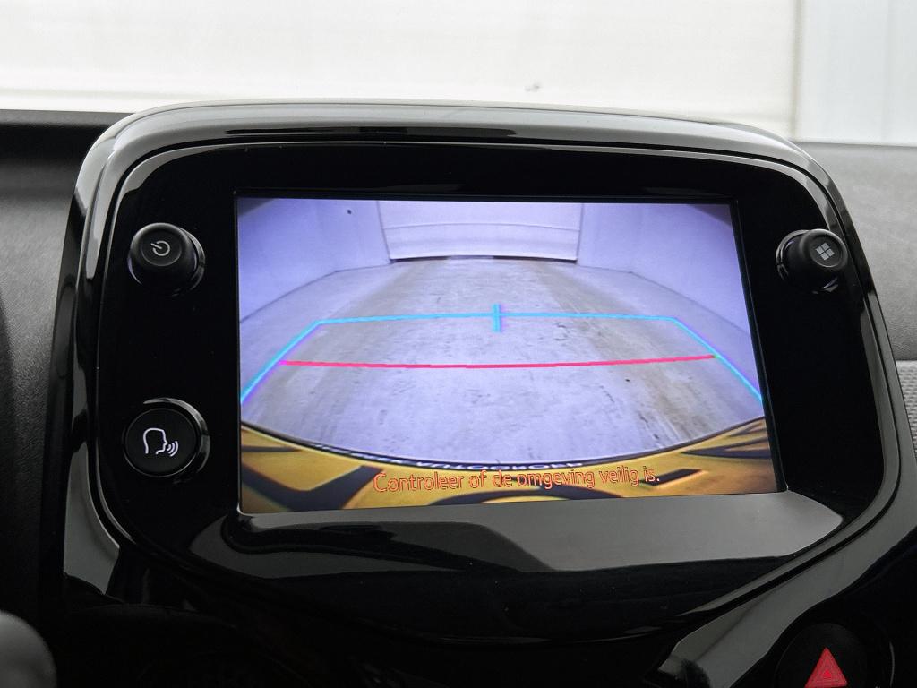Peugeot 108 1.0 e-vti active top! | stoelverwarming | achteruitrijcamera | 