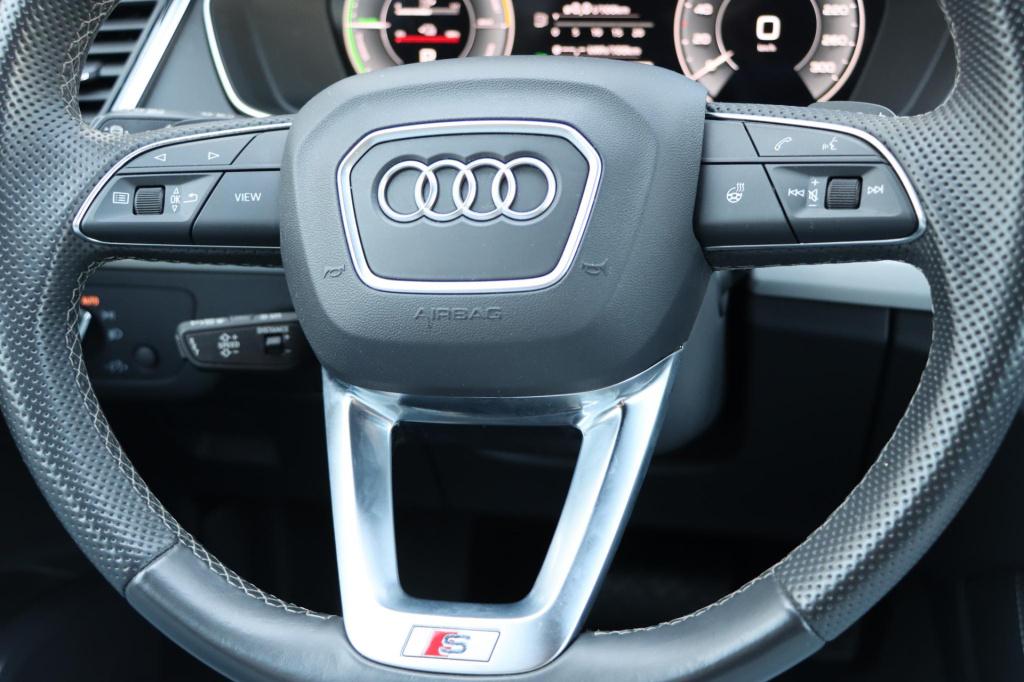 Audi Q5 sportback 55 tfsi e quattro s edition 367pk s-tronic | soh 89,8% |