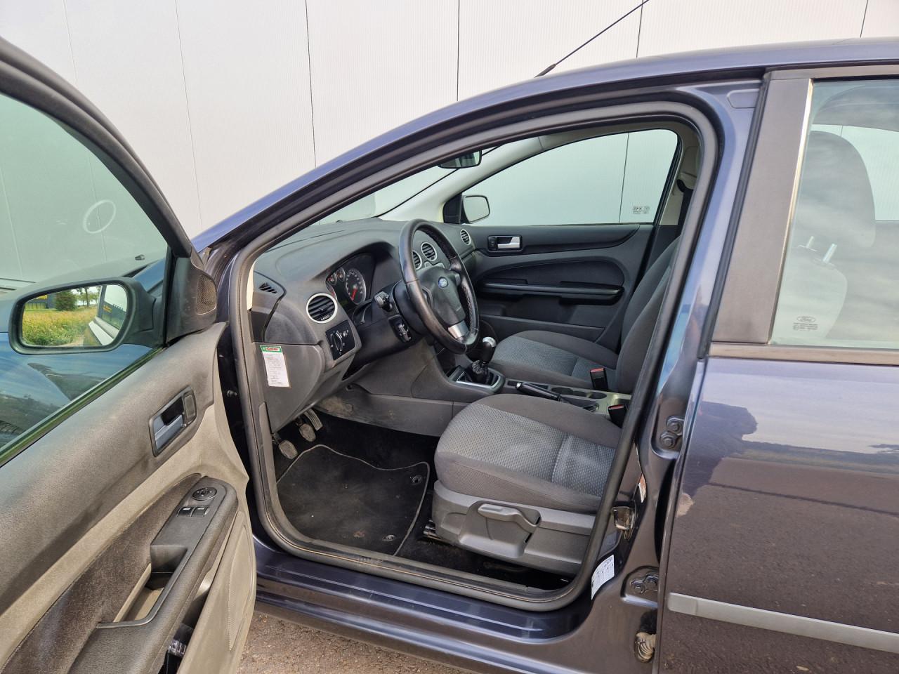 Ford Focus 1.6-16V Champion