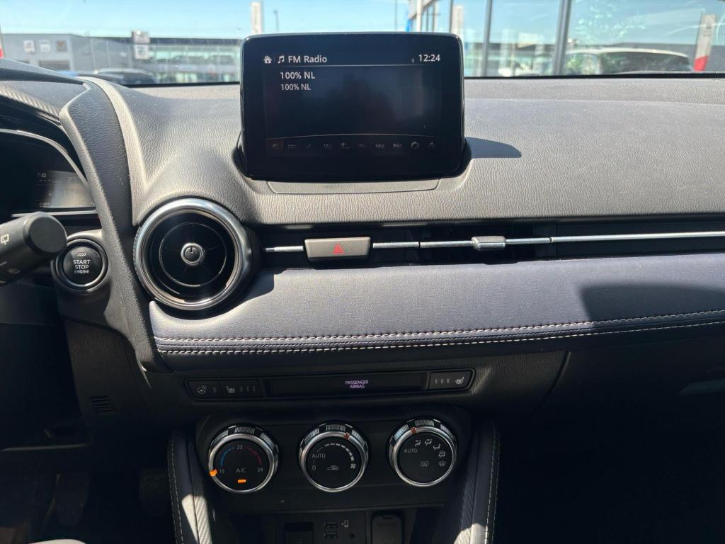Mazda 2 1.5 skyactiv-g 90pk luxury, carplay