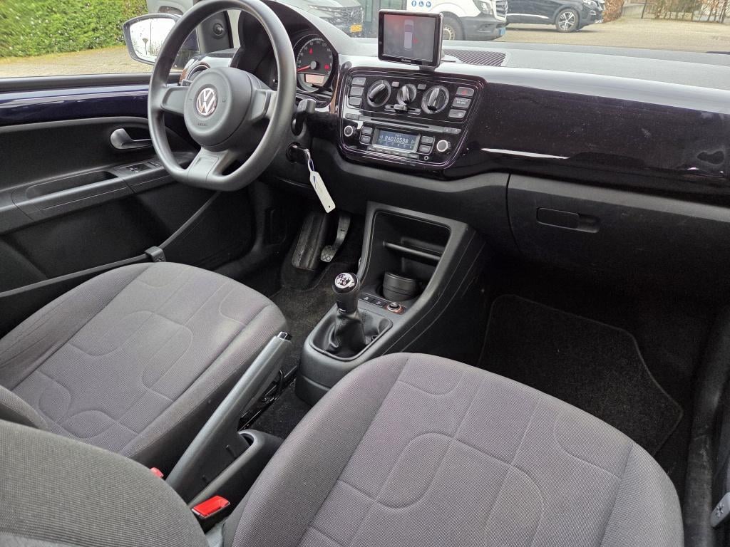 Volkswagen UP! 1.0 move up! bluem. executive | airco | navigatie | 5-deurs