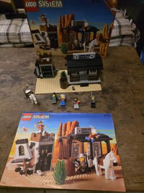 Lego sheriff look up