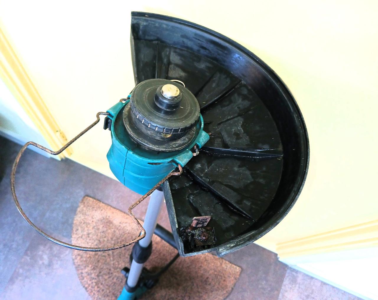 Vonroc draadloze kantenmaaier incl accu en snellader KOOPJE