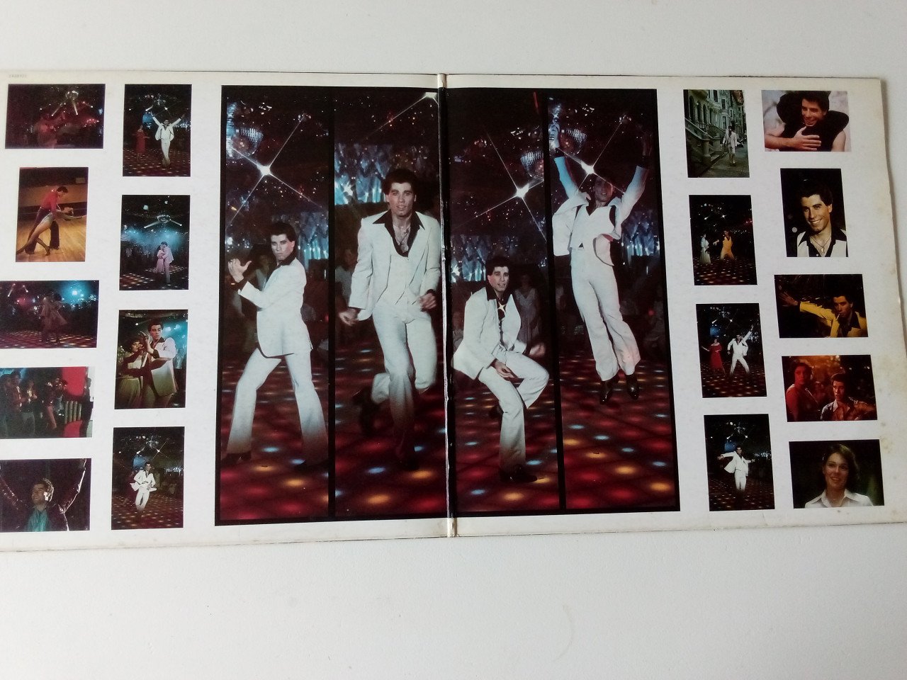 Set van 4 LP's o.a Saturday Night Fever, Physical Olivia Newton John