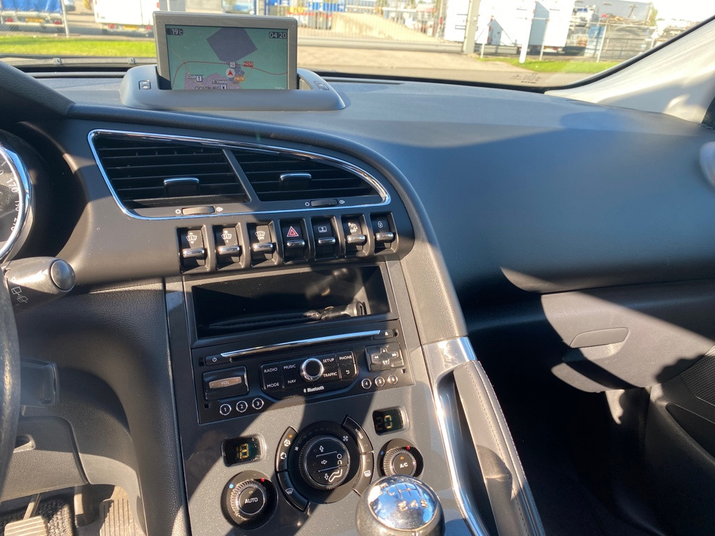 Peugeot 3008 1.6 thp crossway