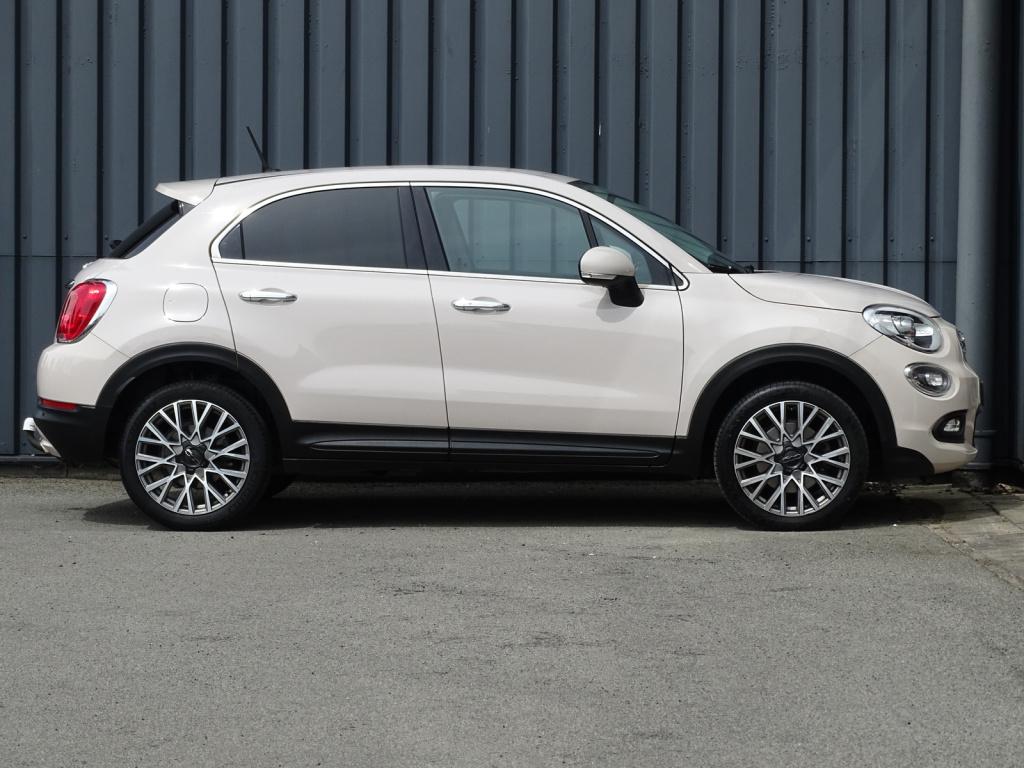 Fiat 500x 1.4 turbo multiair lounge | bi xenon | navi | bluetooth | trekhaa