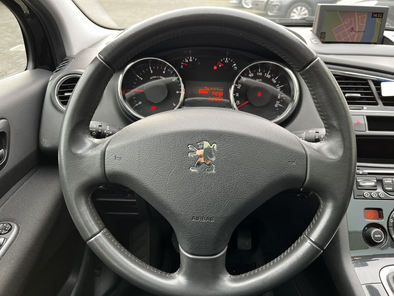 Peugeot 5008 1.6 VTi ST 7p. NIEUWE MOTOR!