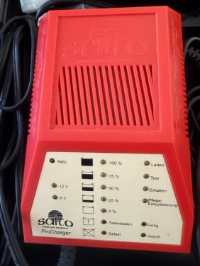 Saito Acculader