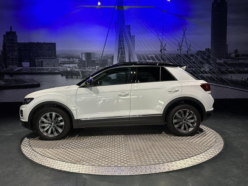 Volkswagen T-roc 1.5 tsi sport *pano*acc*camera*