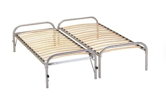 Bed met onderschuifbed inclusief matrassen