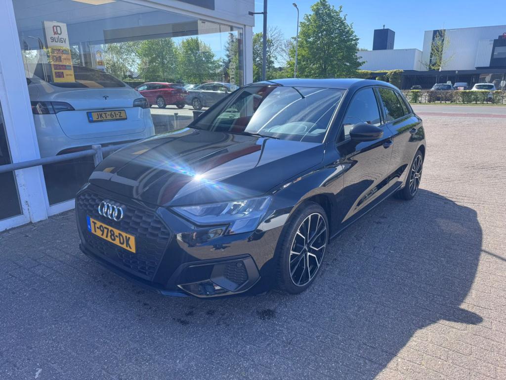Audi A3 sportback 30 tfsi pro line