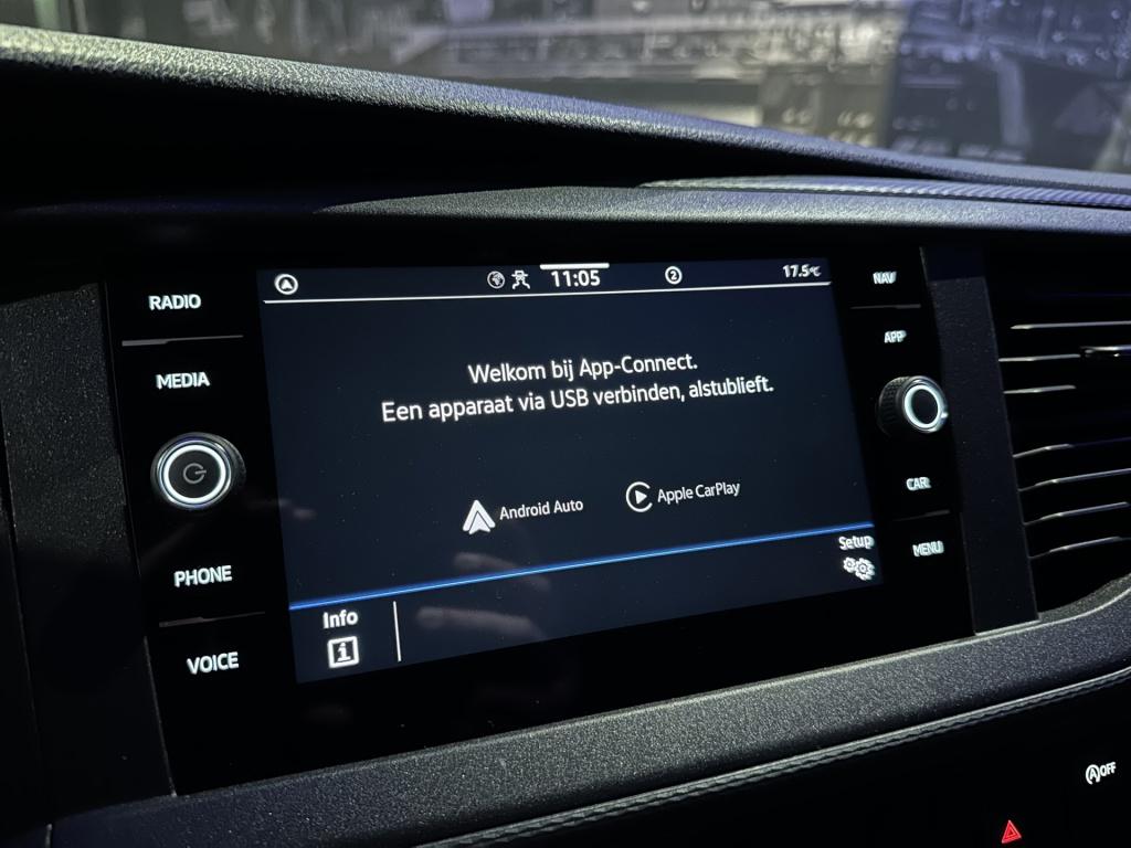 Volkswagen Transporter 2.0 tdi l2h1 30 dc *navi*appconnect*camera*