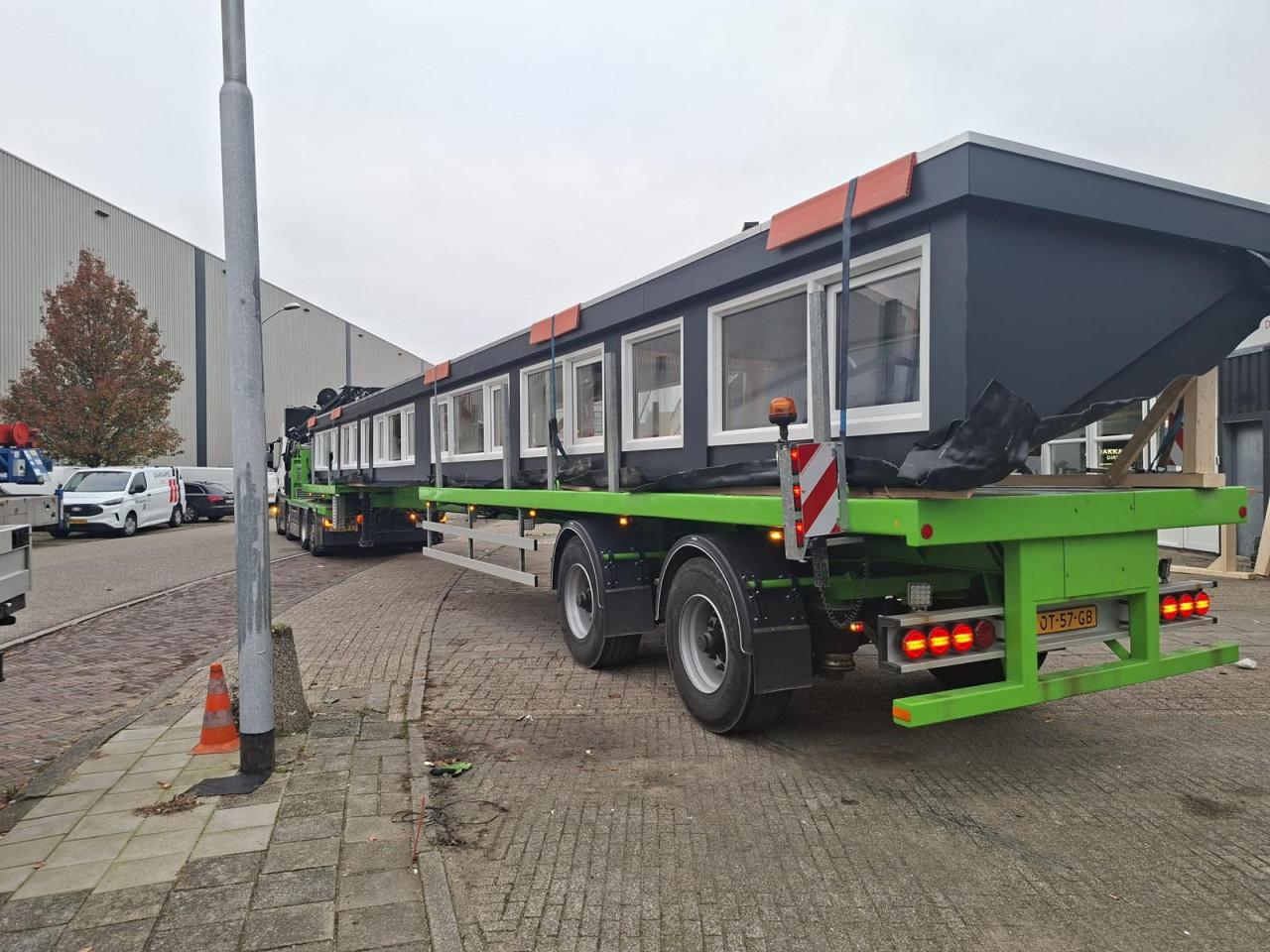 Prachtige dakkapel of nokverhoging van DakkapelDirect! 06 50818221