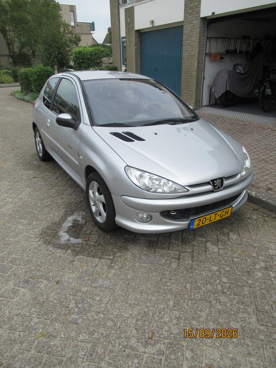 Peugeot 206 1.6 16V Quicksilver